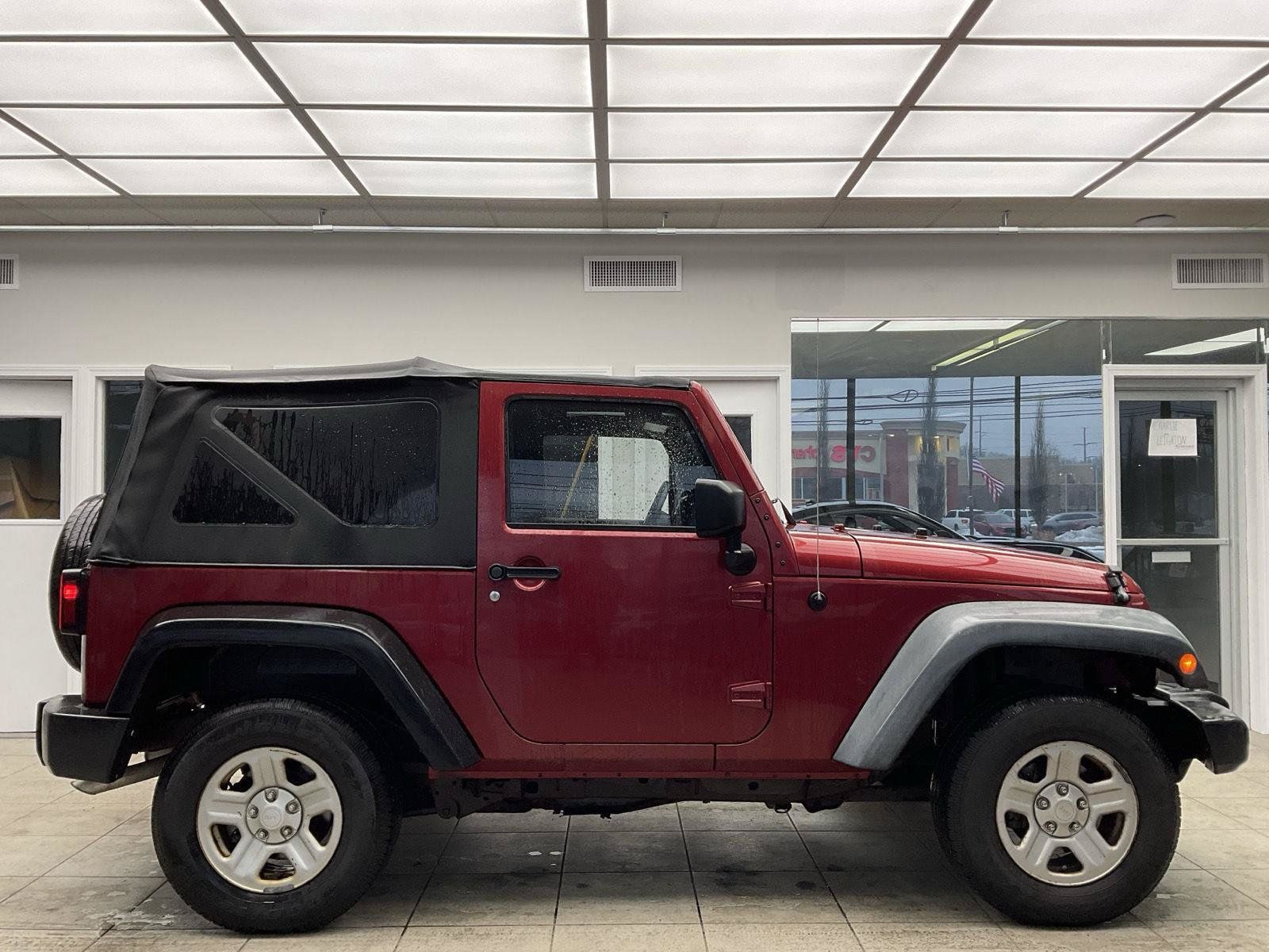 Used 2011 Jeep Wrangler Sport AWD/4WD image 4