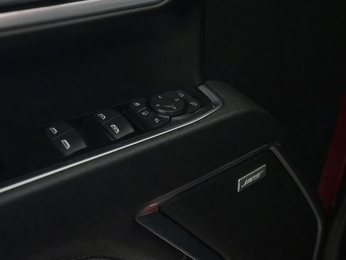 Used 2025 GMC Sierra 2500 SLT w/ SLT Premium Package image 16