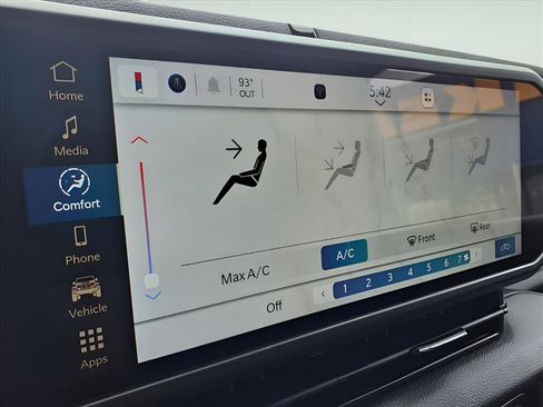 New 2025 Jeep Gladiator Nighthawk image 13