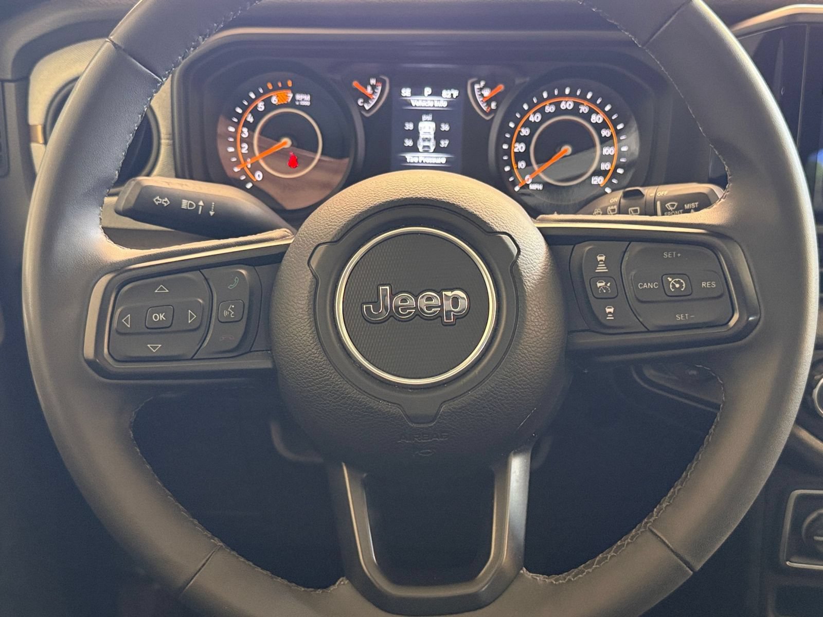 Used 2025 Jeep Wrangler Unlimited Sport AWD/4WD image 26