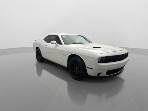 Used 2018 Dodge Challenger R/T Plus RWD image 7