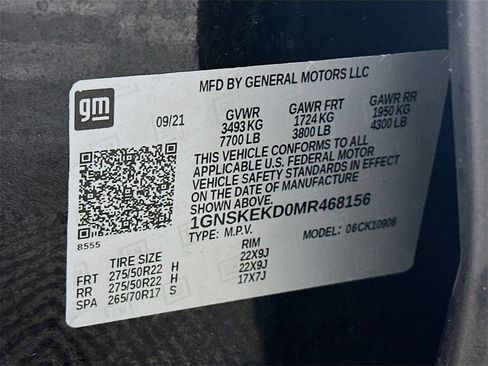 Used 2021 Chevrolet Suburban RST w/ Luxury Package image 37