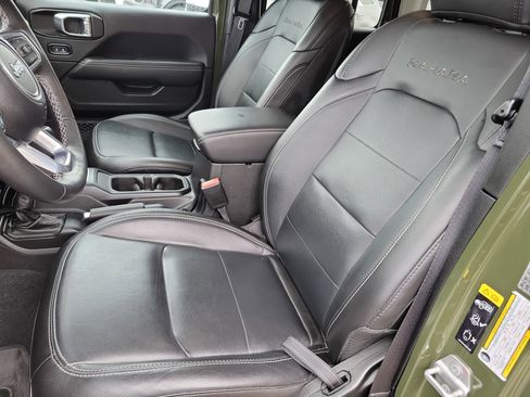 Used 2023 Jeep Wrangler Sahara w/ Cold Weather Group image 4