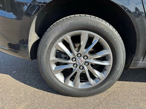 Used 2023 Buick Enclave Avenir w/ Trailering Package, 5000 lbs. image 3