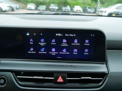 Certified 2024 Kia Seltos EX AWD/4WD image 35