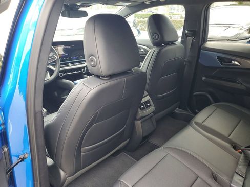 New 2025 Chevrolet Equinox EV LT image 10