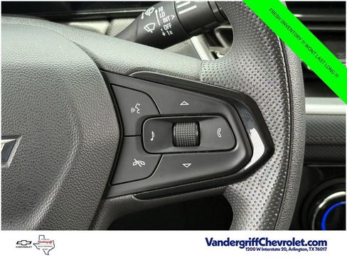 Certified 2025 Chevrolet TrailBlazer LT AWD/4WD image 12