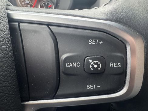 Used 2024 RAM 2500 Big Horn w/ Bed Utility Group image 17