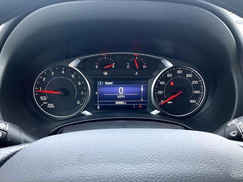 Used 2023 GMC Terrain SLE image 22