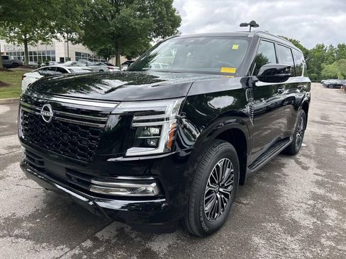 Certified 2026 Nissan Armada Platinum AWD/4WD image 3