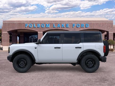 New 2026 Ford Bronco Big Bend AWD/4WD image 3