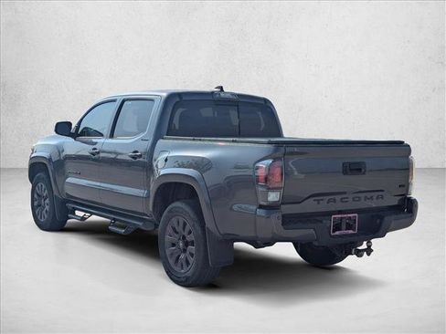 Used 2021 Toyota Tacoma Limited image 7