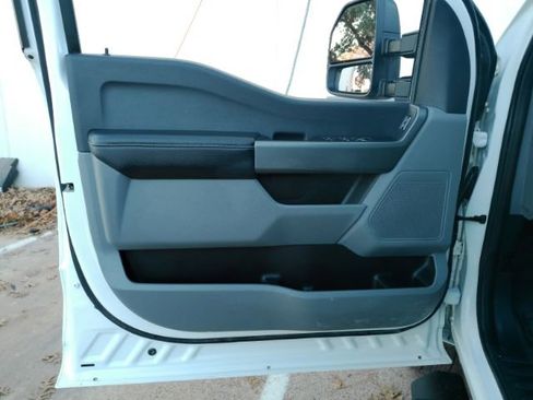 Used 2025 Ford F250 XLT image 10