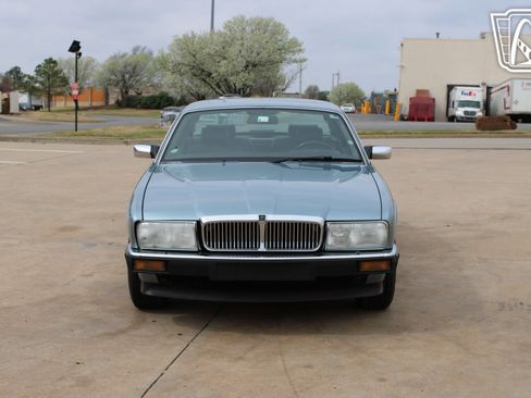 Used 1990 Jaguar XJ Vanden Plas RWD image 5