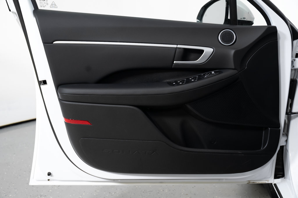 New 2026 Hyundai Sonata SEL FWD image 32