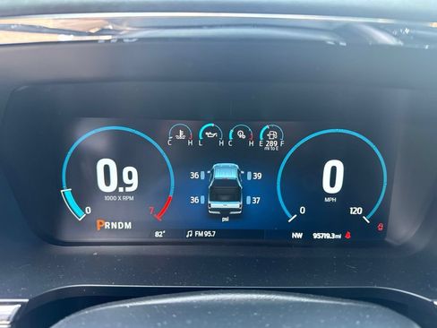 Used 2022 Ford F150 Lariat w/ Equipment Group 502A High AWD/4WD image 10