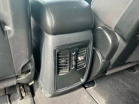 Used 2020 Dodge Durango AWD image 35