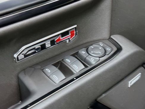 Used 2023 GMC Sierra 1500 AT4 image 21