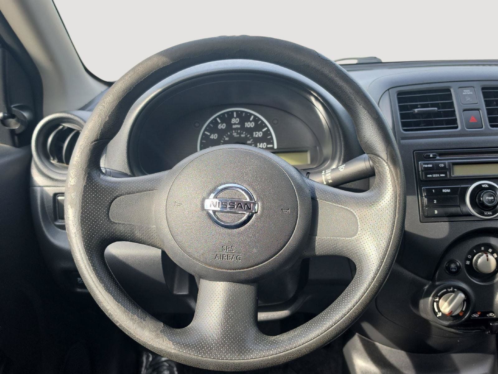 Used 2013 Nissan Versa S FWD image 14