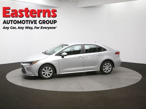 Used 2023 Toyota Corolla LE image 53