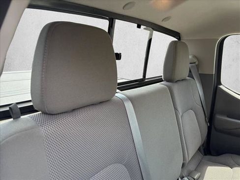 Used 2019 Nissan Frontier SV AWD/4WD image 25
