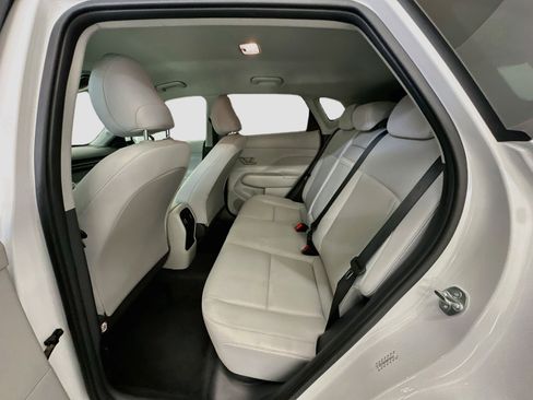 Used 2025 Hyundai Kona SEL AWD/4WD image 29