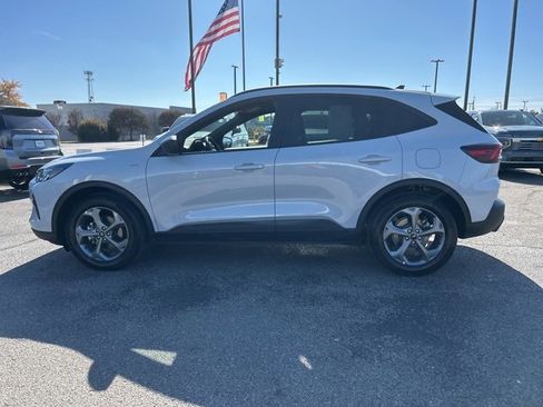 Used 2025 Ford Escape ST-Line image 6