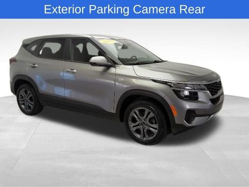 Used 2023 Kia Seltos LX image 9