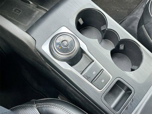 Used 2023 Ford Escape Platinum image 17