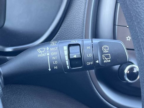 Used 2025 Kia Soul LX w/ LX Technology Package image 36