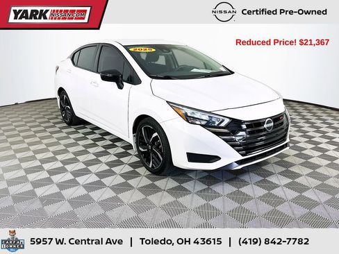 Certified 2025 Nissan Versa SR w/ Trunk Package FWD image 1
