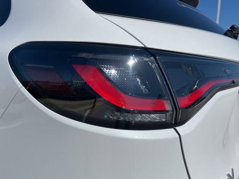 Certified 2026 Honda HR-V LX image 7