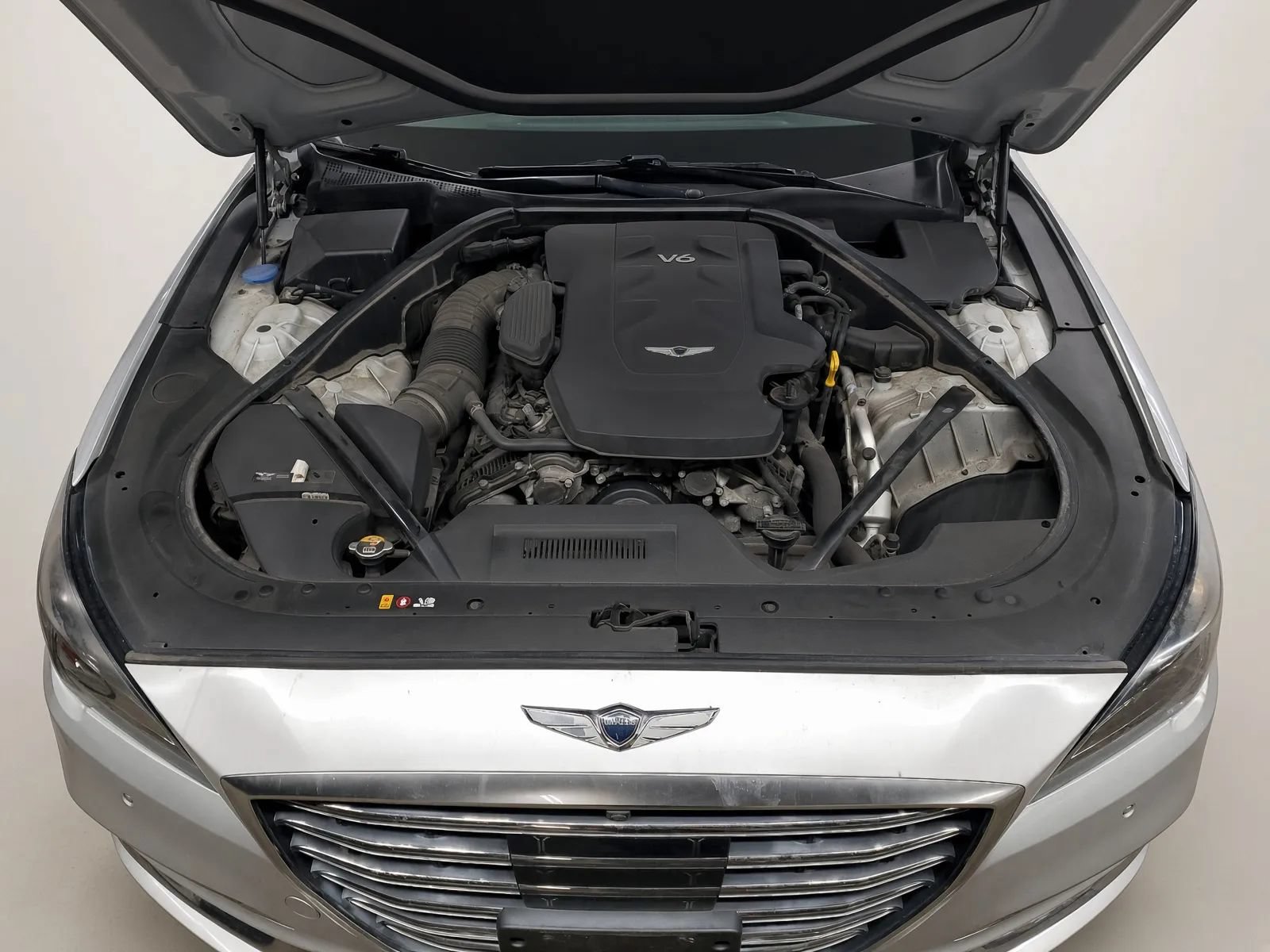 Used 2018 Genesis G80 3.8 w/ Option Group 03 AWD/4WD image 11