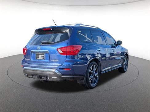 Used 2017 Nissan Pathfinder Platinum w/ Family Entertainment Package image 5