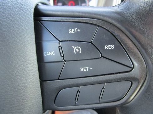 Used 2023 Dodge Charger GT image 28