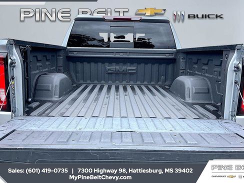 Used 2024 GMC Sierra 1500 SLT w/ SLT Premium Plus Package AWD/4WD image 5