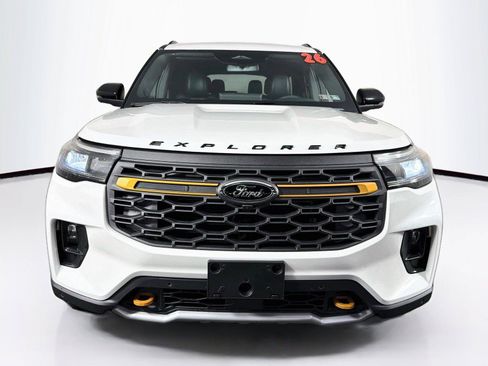 Used 2026 Ford Explorer Tremor w/ Tremor Ultimate Package AWD/4WD image 6