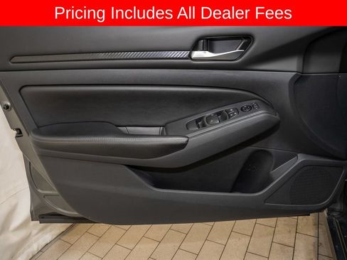 Certified 2025 Nissan Altima 2.5 SV w/ SV Special Edition Package FWD image 12