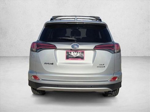 Certified 2016 Toyota RAV4 XLE image 7