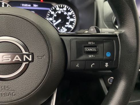 Used 2023 Nissan Rogue SV AWD/4WD image 22