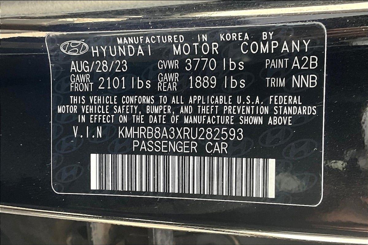 Used 2024 Hyundai Venue SE FWD image 33