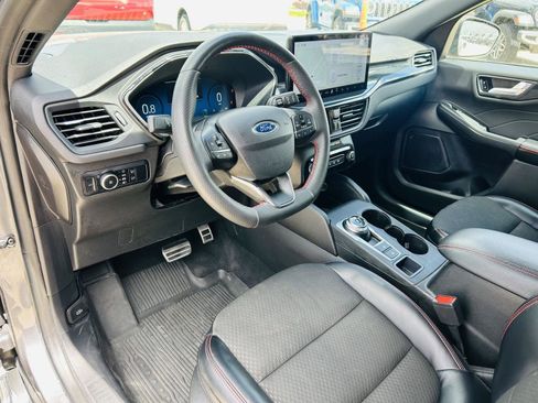 Used 2023 Ford Escape ST-Line Select w/ Tech Pack #2 AWD/4WD image 18