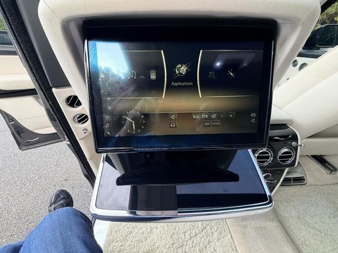 Used 2019 Rolls-Royce Cullinan AWD/4WD image 39