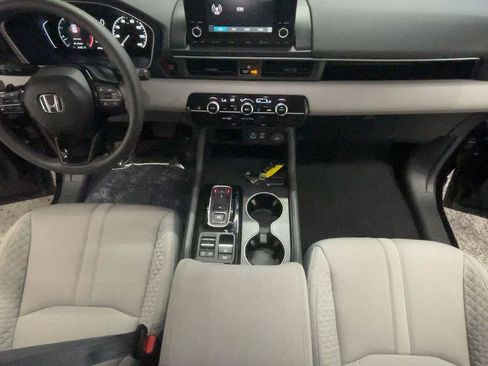 Used 2023 Honda Pilot LX image 29