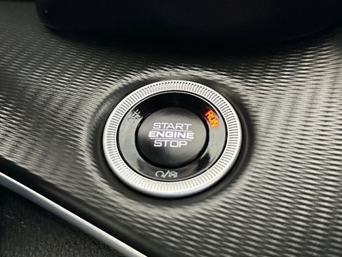 New 2025 Jeep Grand Cherokee Laredo X w/ Luxury Tech Group I image 22