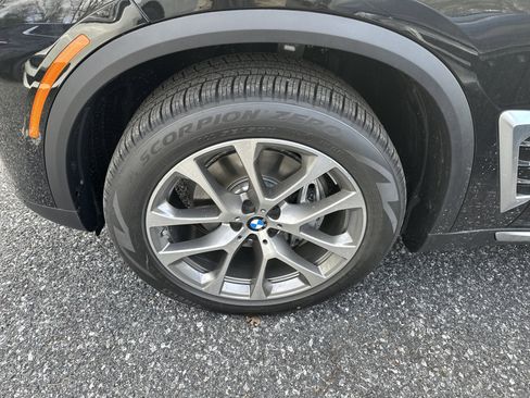 New 2026 BMW X5 xDrive40i image 2