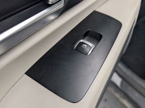 Used 2020 Kia Telluride EX w/ EX Premium Package image 11