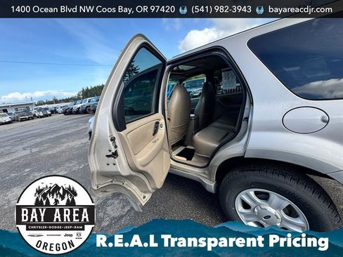 Used 2001 Ford Escape XLT image 14