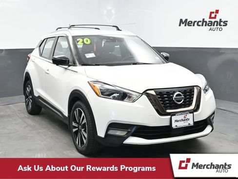 Used 2020 Nissan Kicks SR w/ Exterior Package image 1