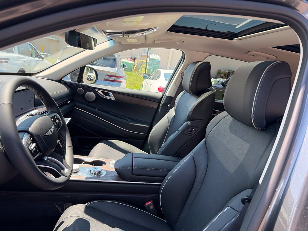 New 2026 Genesis GV80 2.5T Prestige AWD/4WD image 13